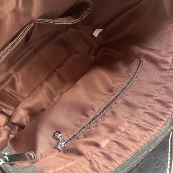 Western Brown Leather—like textured Handbag - Picture 8 of 12